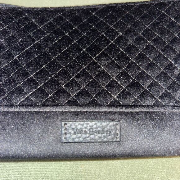 Vera Bradley NWT Iconic RFID Slim Wristlet - beautiful lining! - Picture 6 of 6